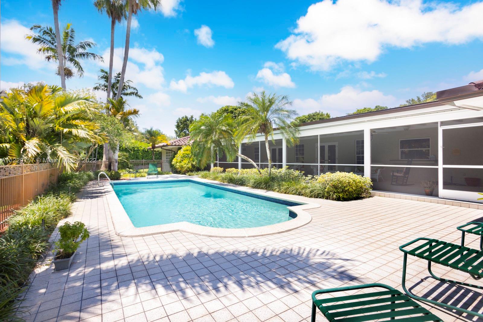 WARWICK GROVE ESTATES - Residential