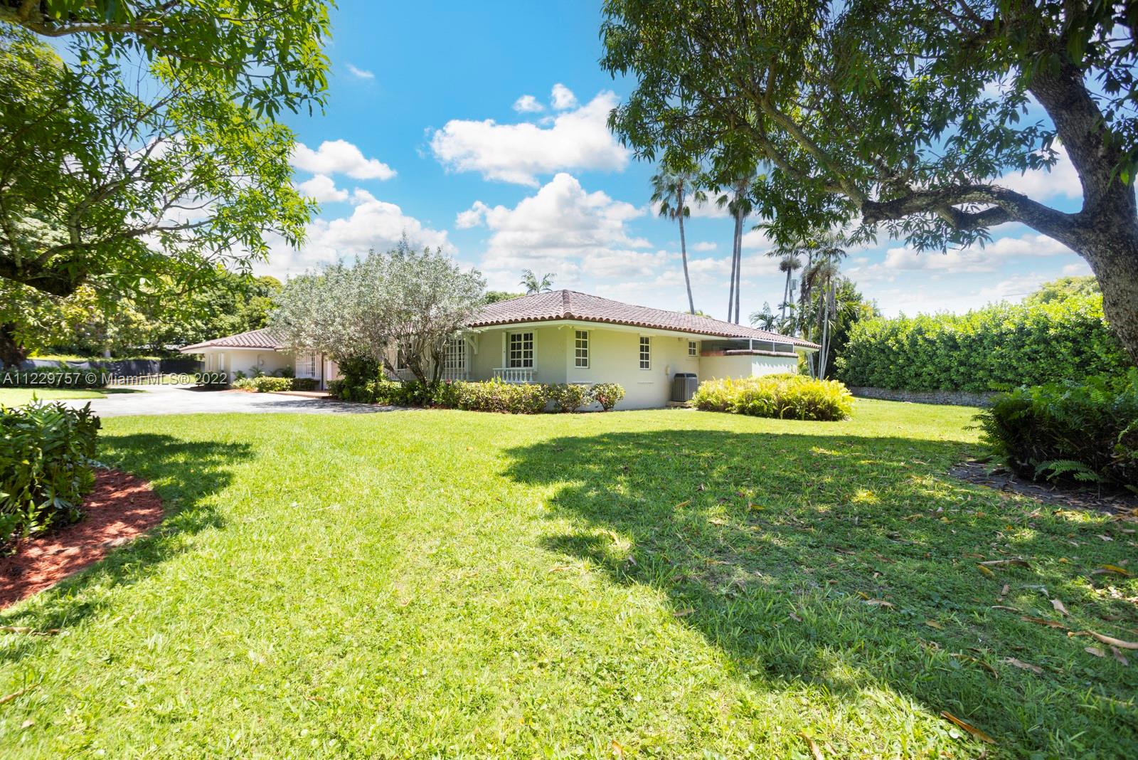 WARWICK GROVE ESTATES - Residential