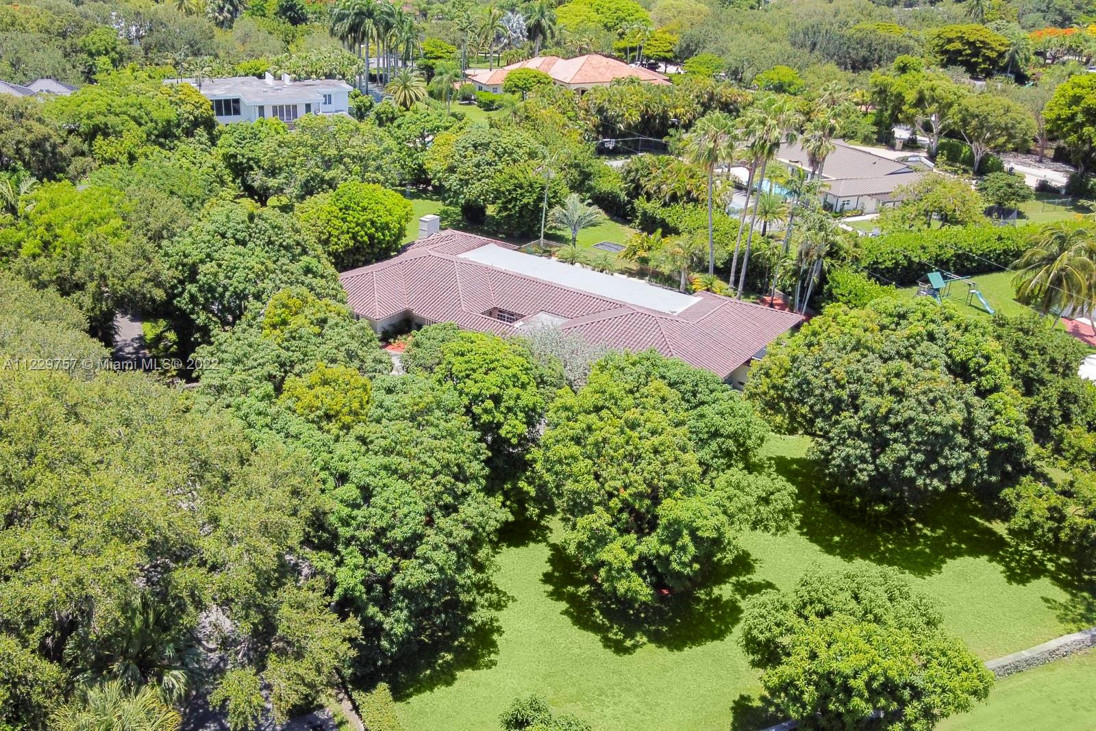 WARWICK GROVE ESTATES - Residential