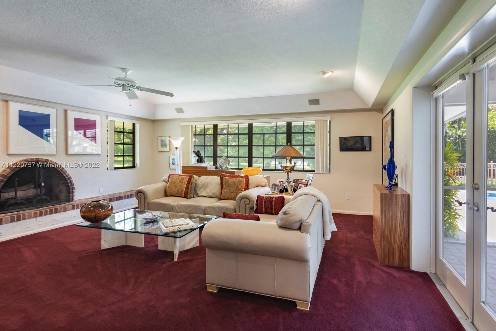 WARWICK GROVE ESTATES - Residential