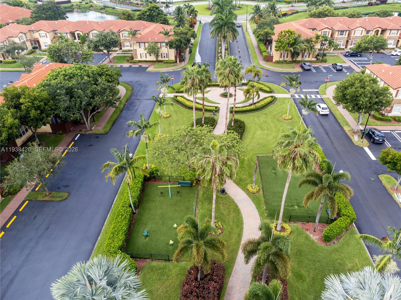 VILLAS AT CARMEL CONDO NO - Residential