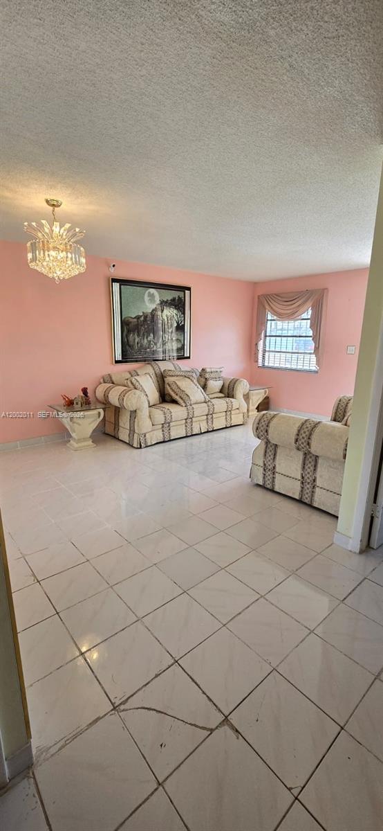 AILEEN-SUSAN - Residential