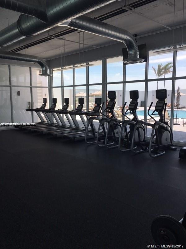 THE OAKS I CONDO - Residential