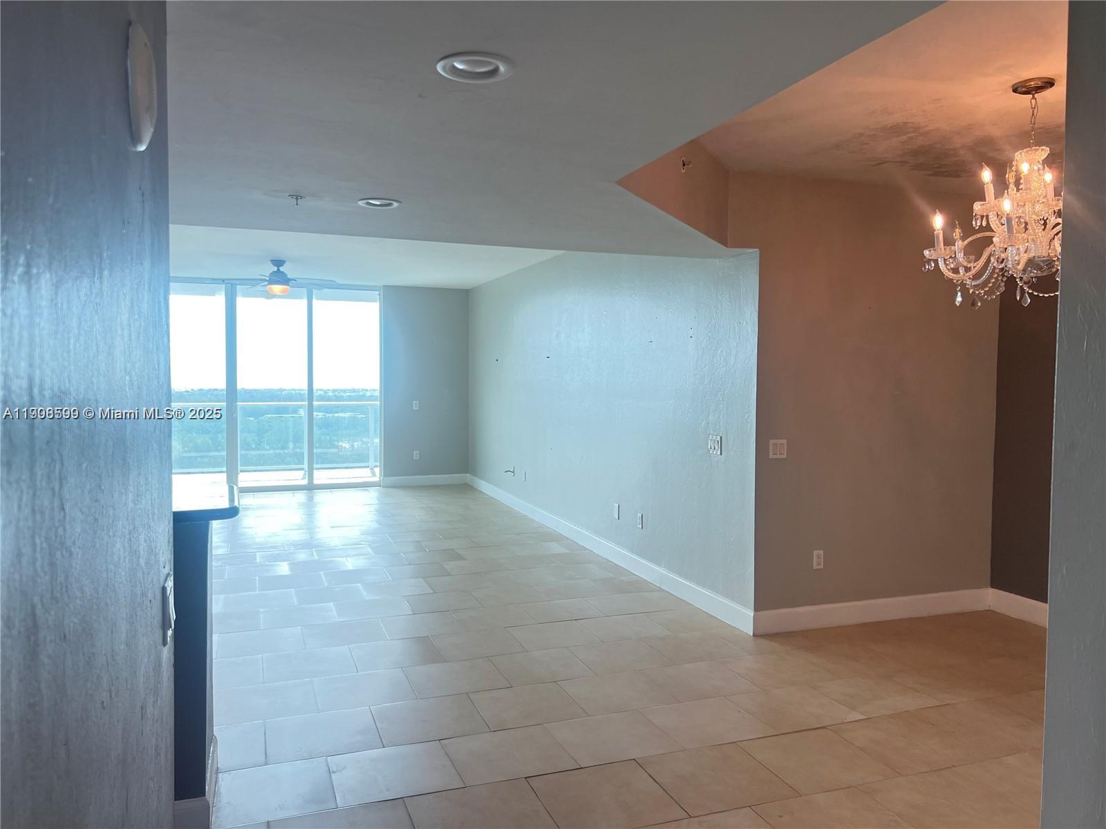 THE OAKS I CONDO - Residential