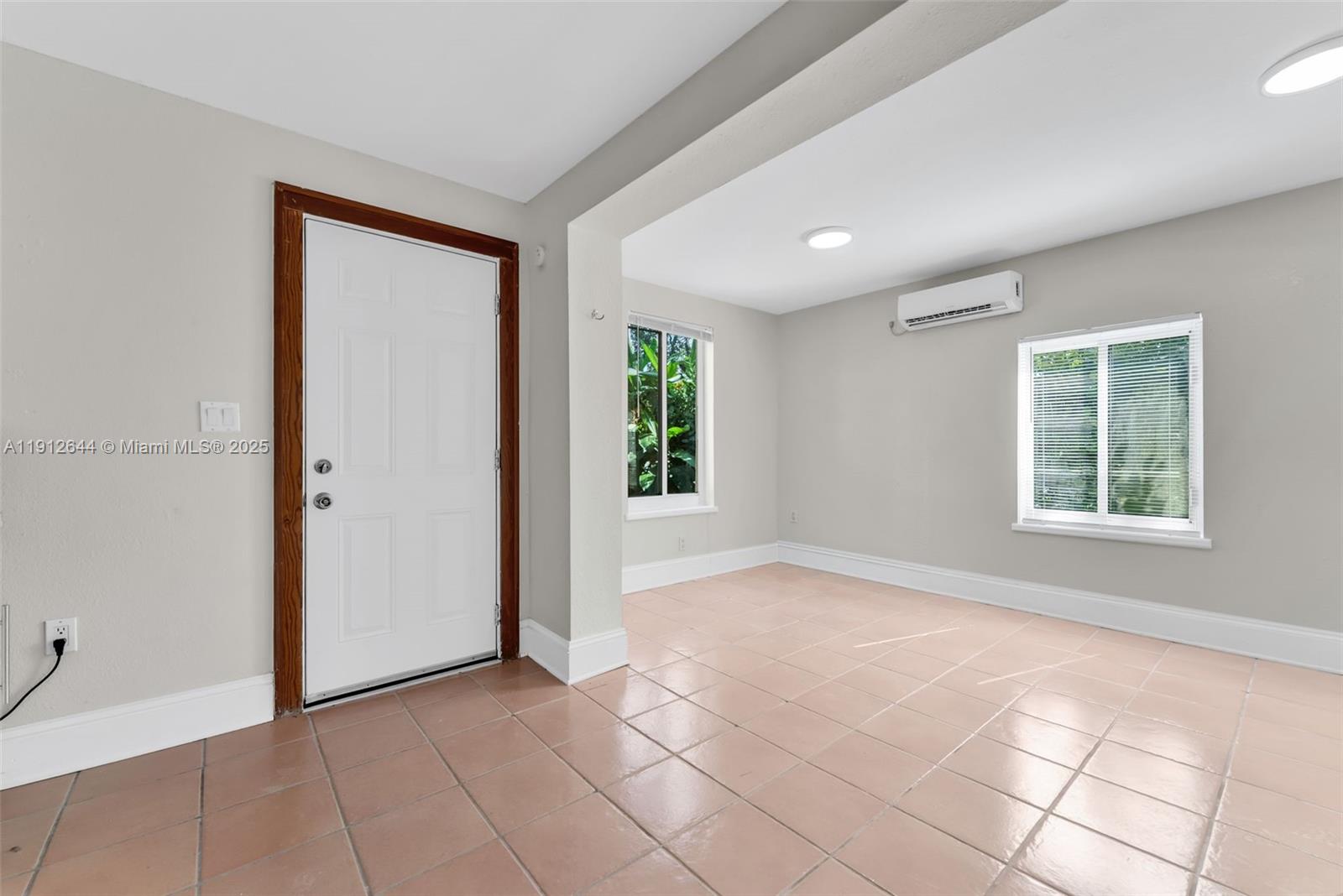 CORAL GABLES GRANADA SEC - Residential Lease