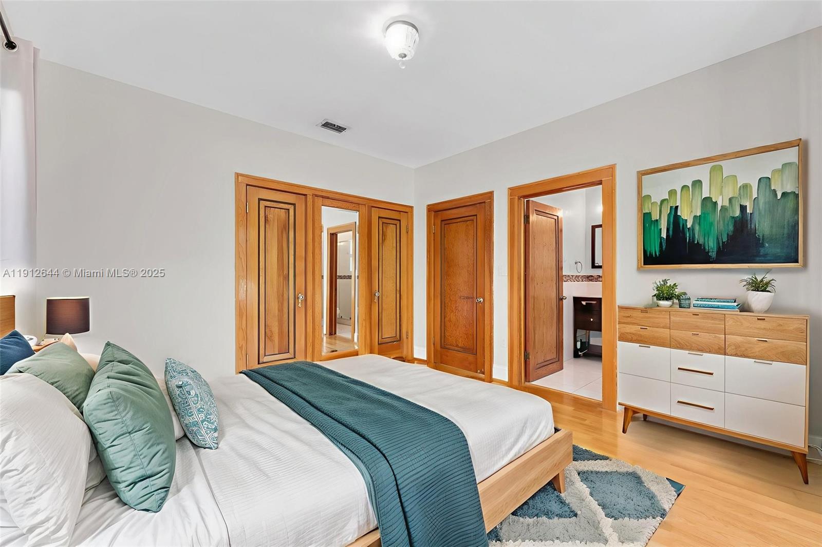 CORAL GABLES GRANADA SEC - Residential Lease