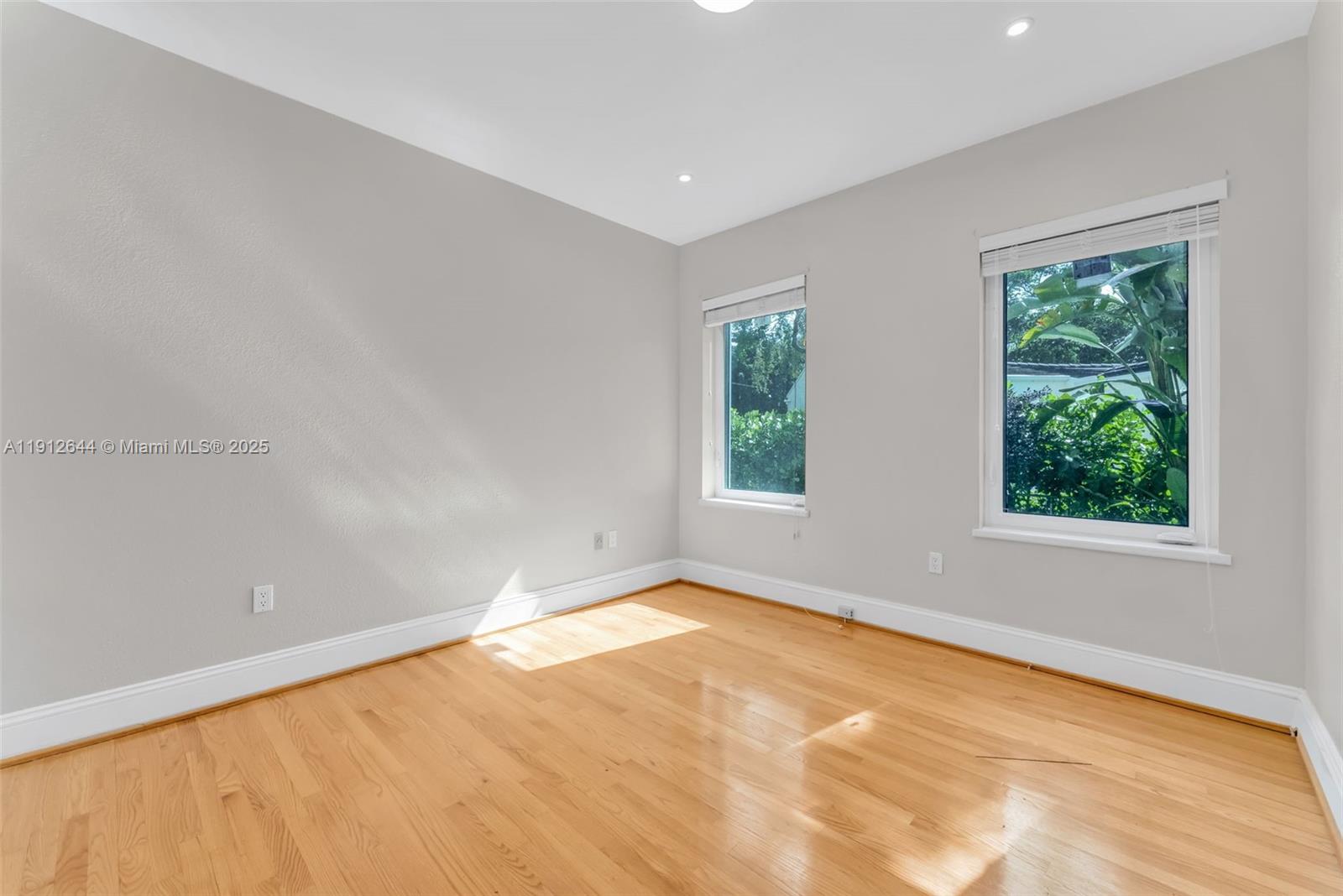 CORAL GABLES GRANADA SEC - Residential Lease