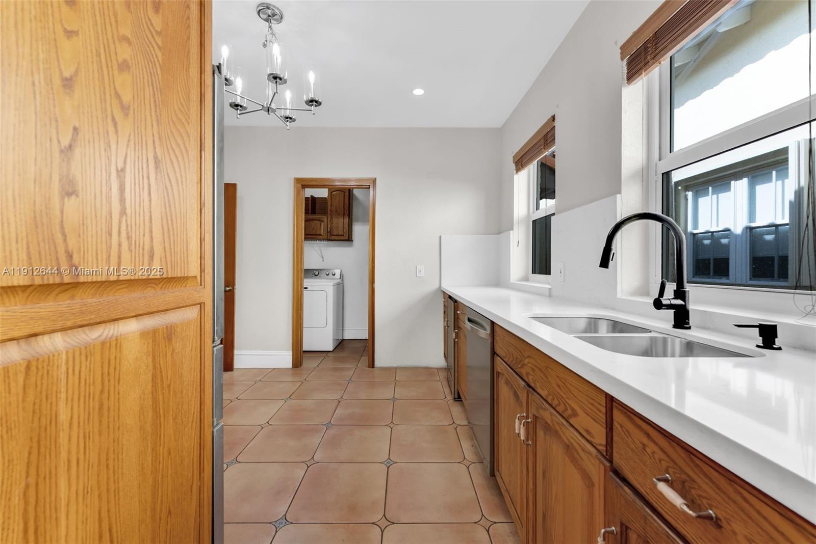 CORAL GABLES GRANADA SEC - Residential Lease