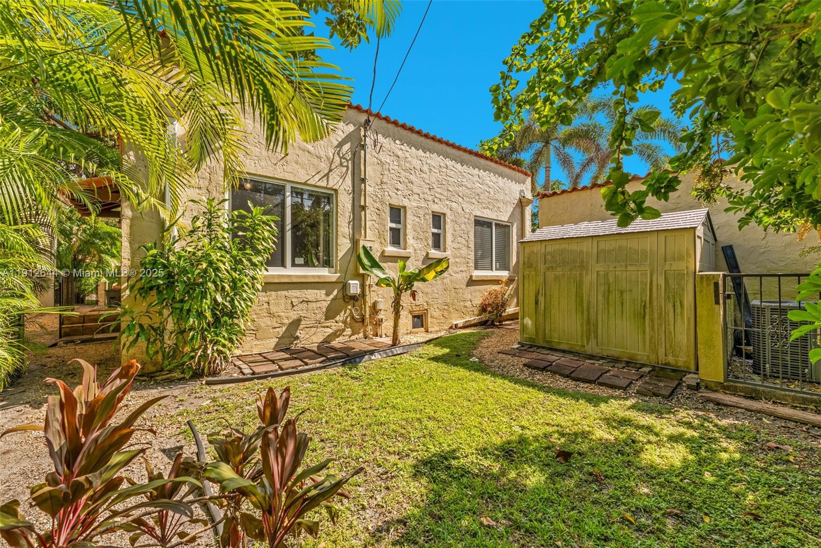 CORAL GABLES GRANADA SEC - Residential Lease