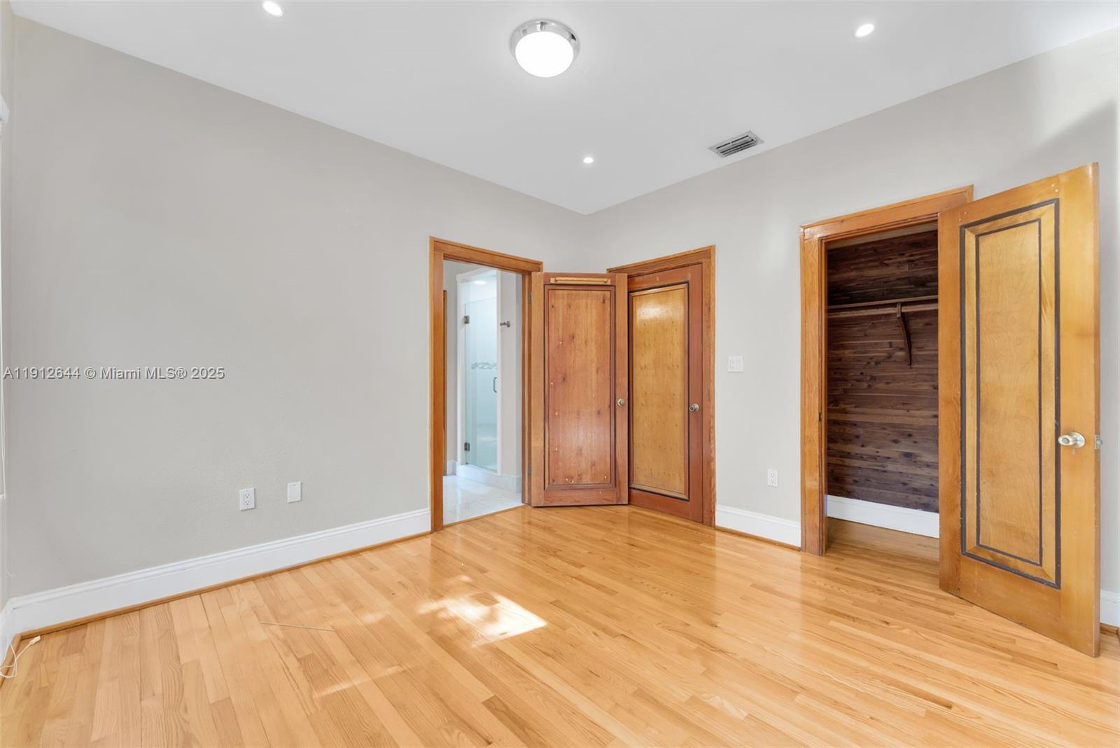 CORAL GABLES GRANADA SEC - Residential Lease