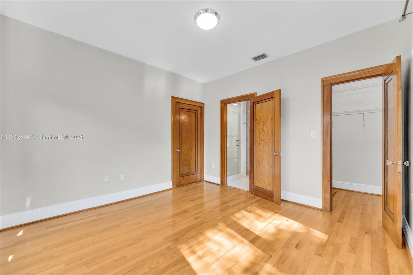 CORAL GABLES GRANADA SEC - Residential Lease