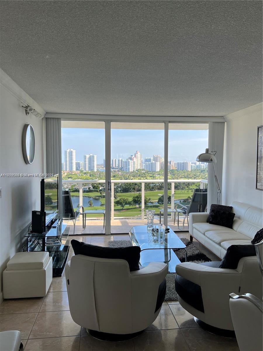 AVENTURA ELDORADO CONDO - Residential Lease