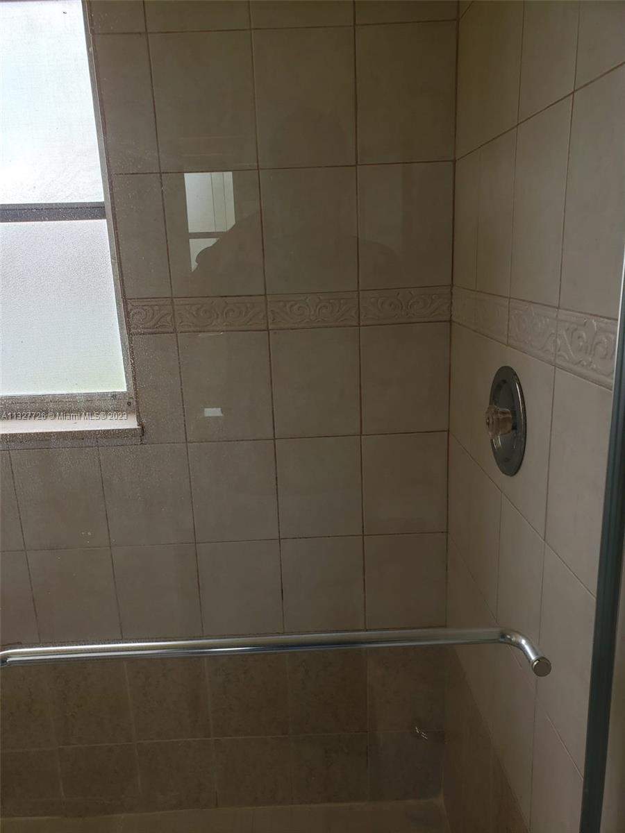 Photo 7 of 21 of listing 397333d6-46e3-409c-9e8d-2a0738b2ff0d condo