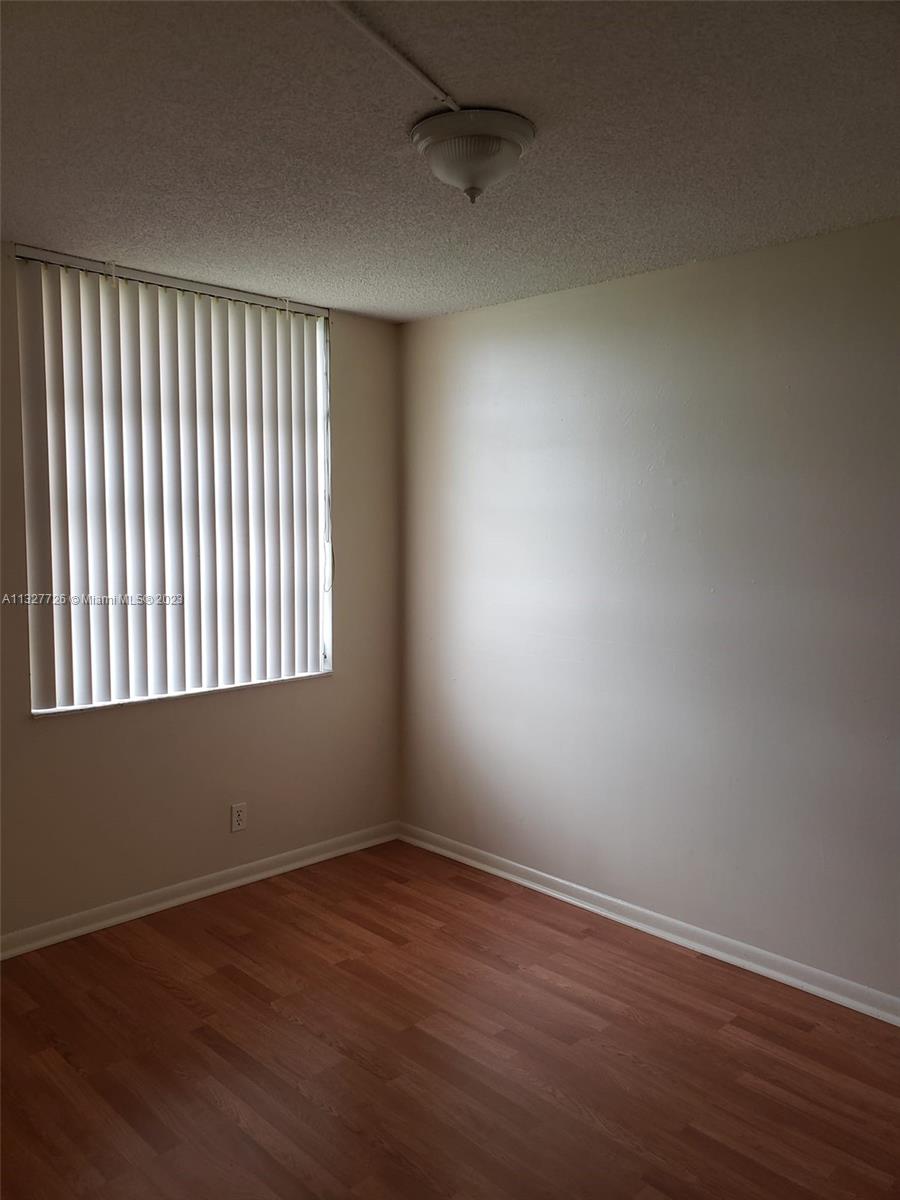 Photo 15 of 21 of listing 397333d6-46e3-409c-9e8d-2a0738b2ff0d condo