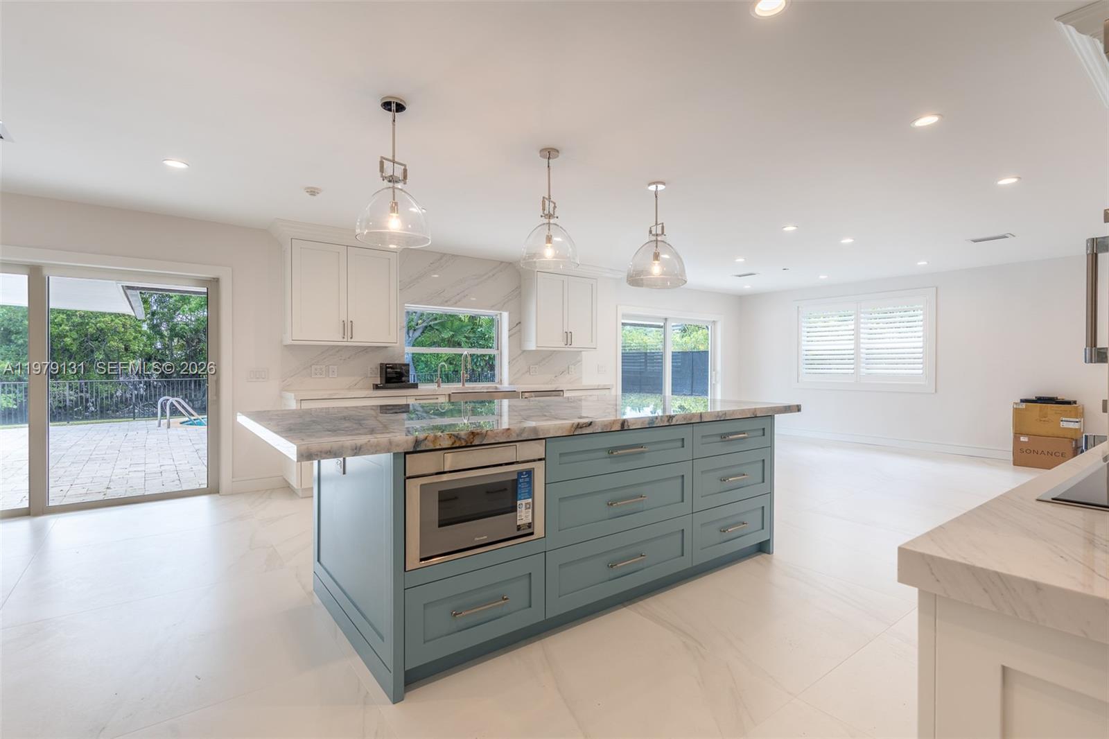 ROYAL PALM HARBOR 1ST ADD - Residential