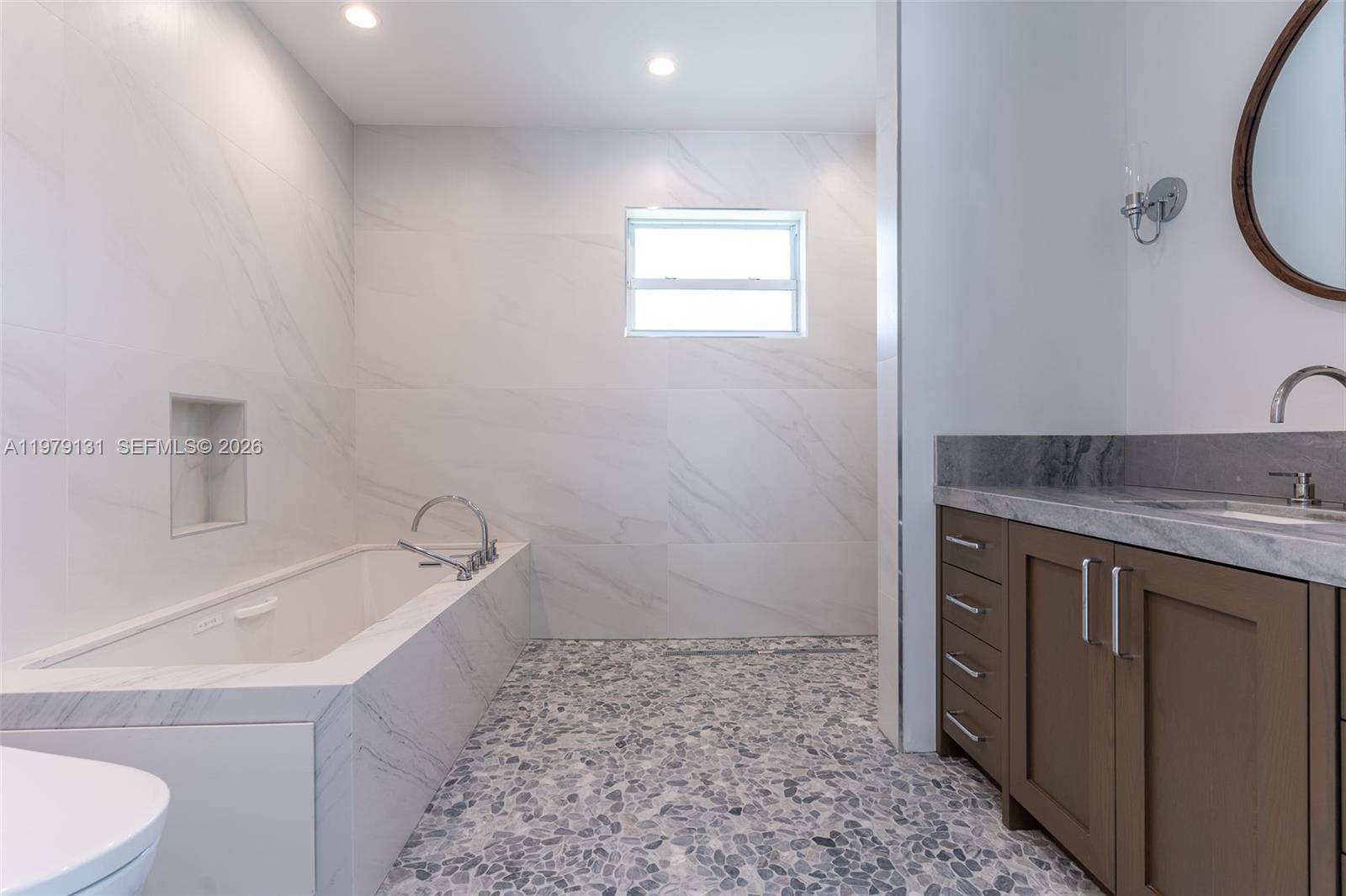 ROYAL PALM HARBOR 1ST ADD - Residential