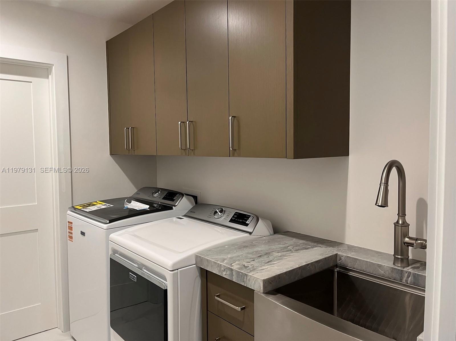 ROYAL PALM HARBOR 1ST ADD - Residential