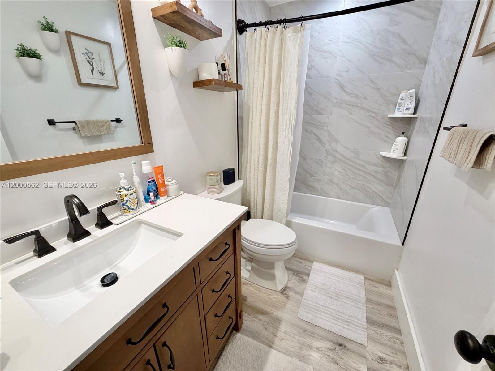 PINE GROVE CONDO - Residential