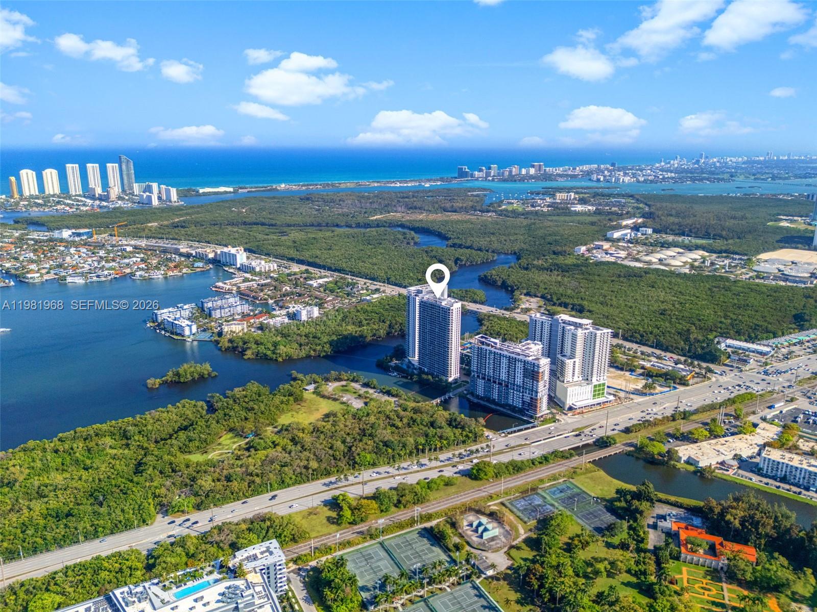 THE HARBOUR NORTH CONDO - Residential