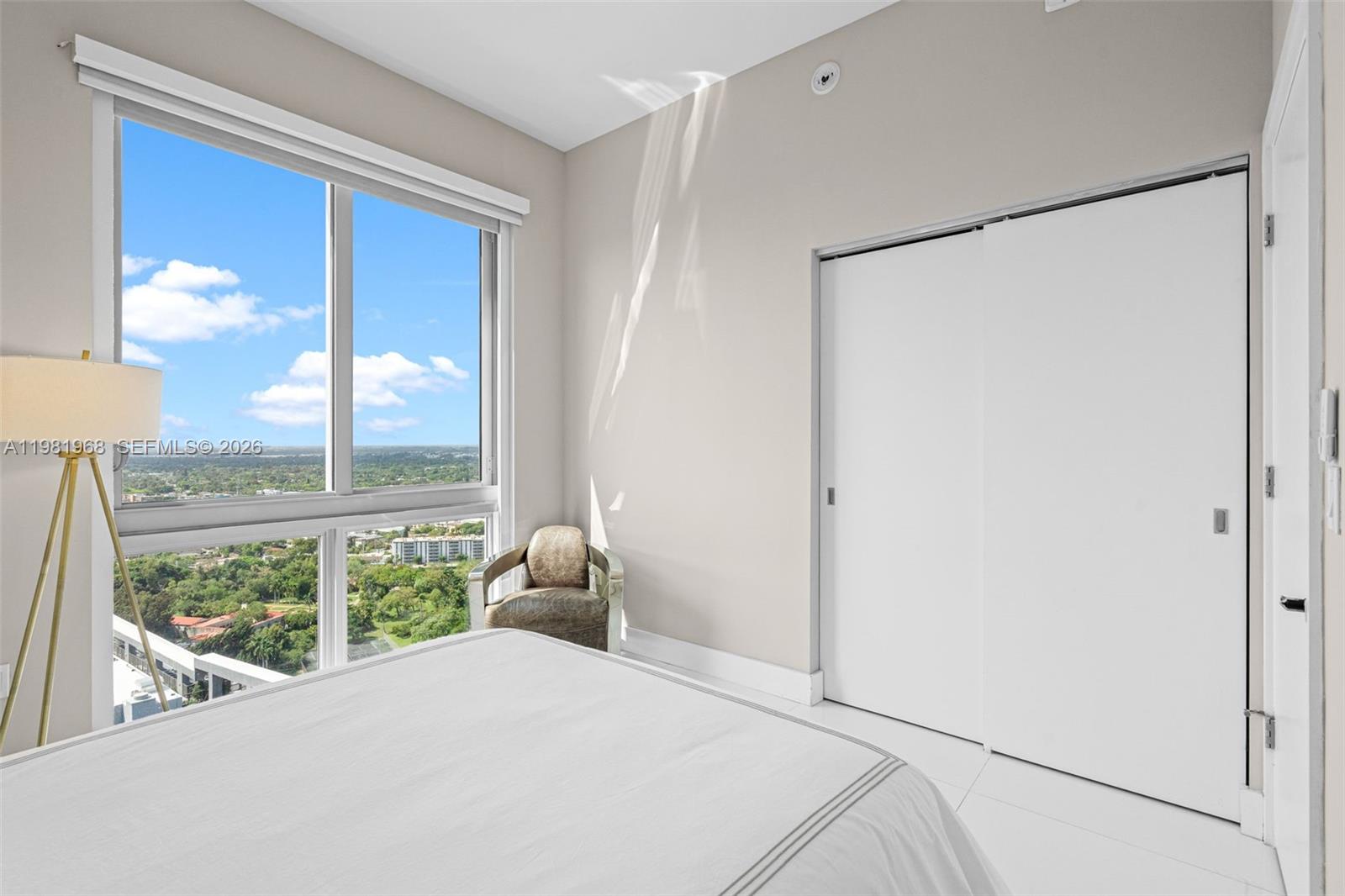 THE HARBOUR NORTH CONDO - Residential