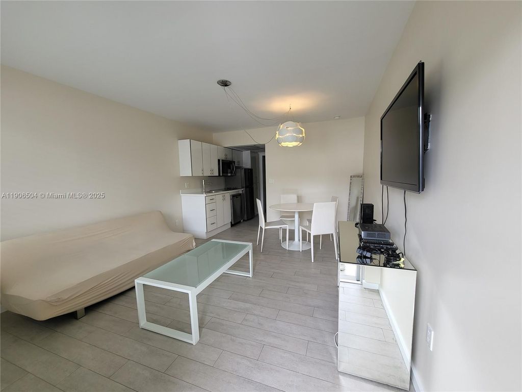 Photo of 1601 Meridian Ave #106, Miami Beach, FL 33139 (MLS # A11906504)