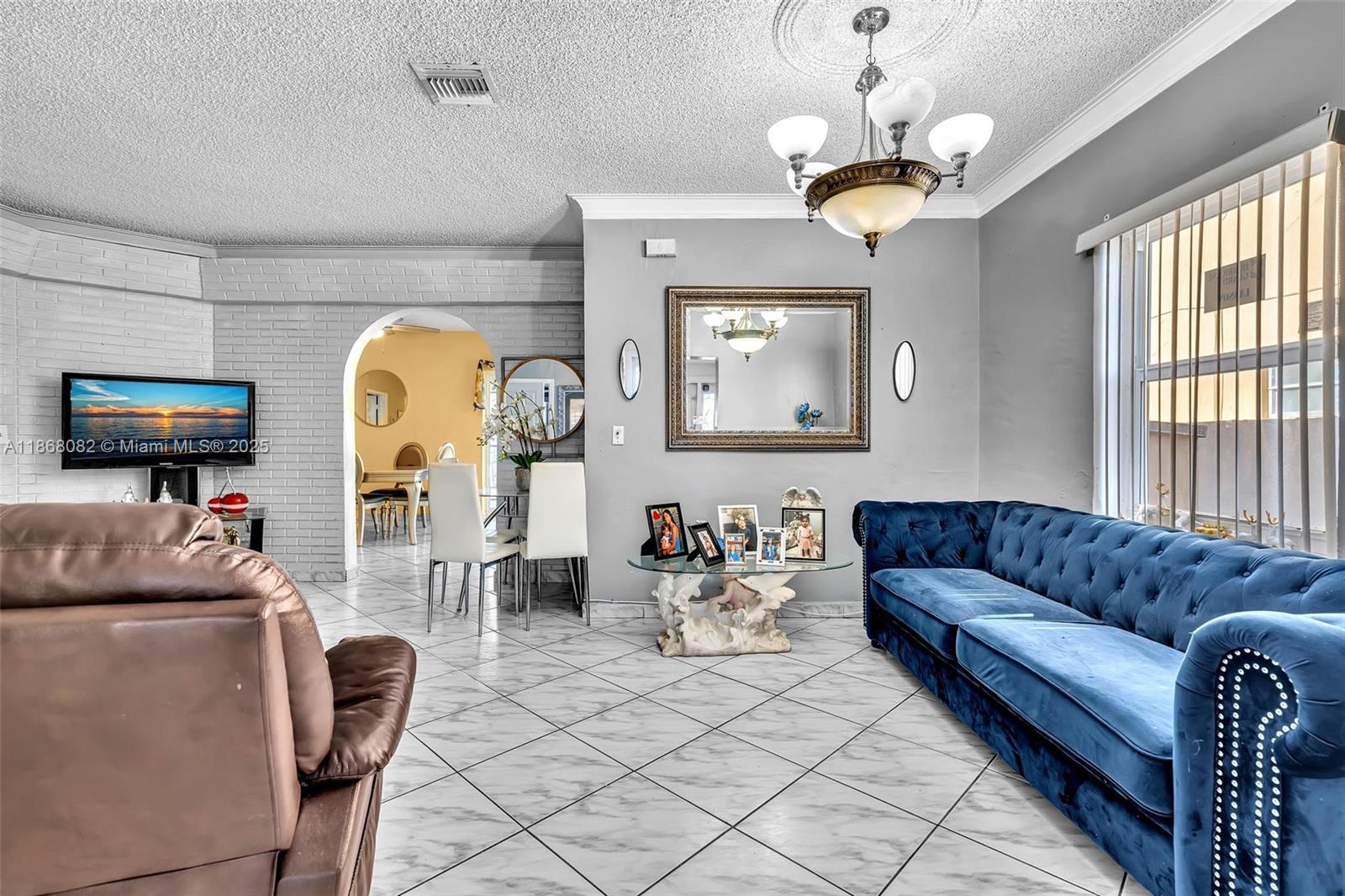 HIALEAH PARK - Residential