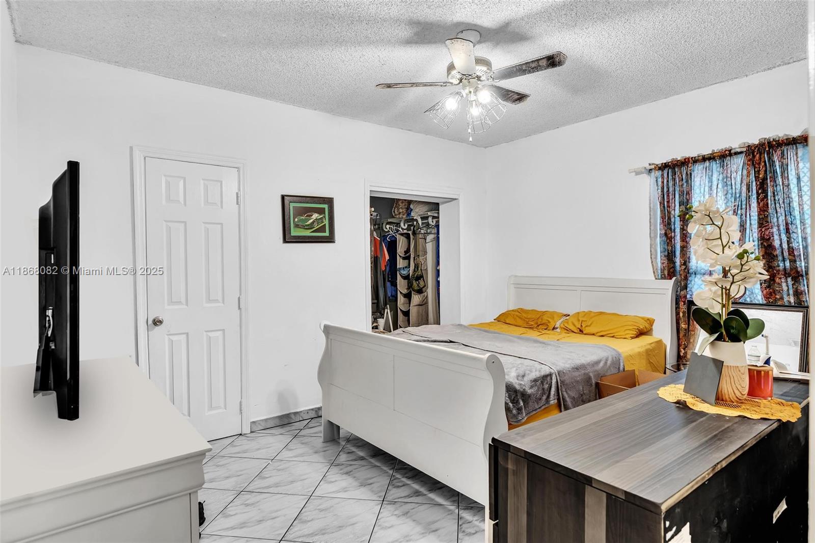HIALEAH PARK - Residential