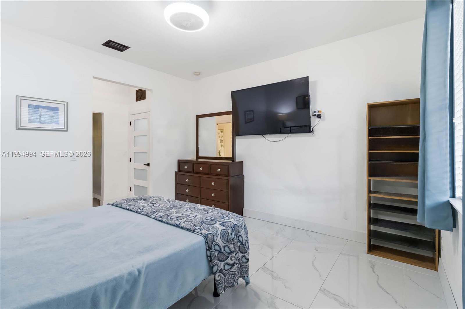 MOWRY VILLAS - Residential