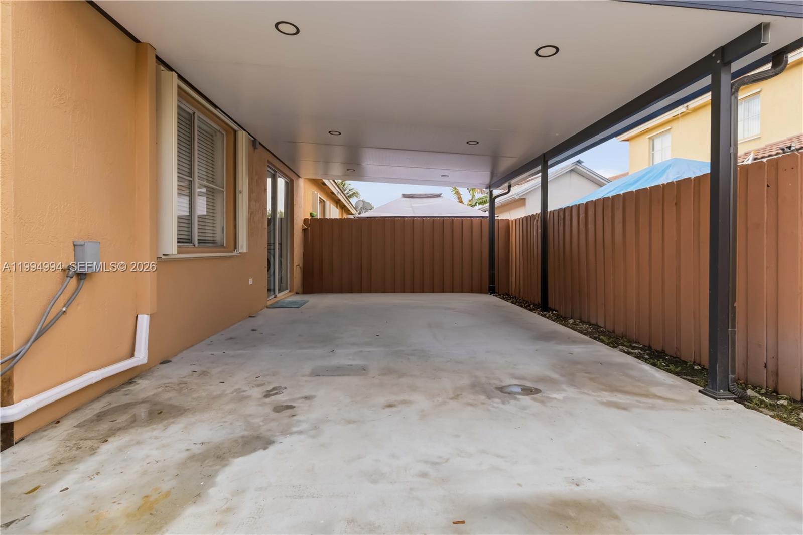 MOWRY VILLAS - Residential