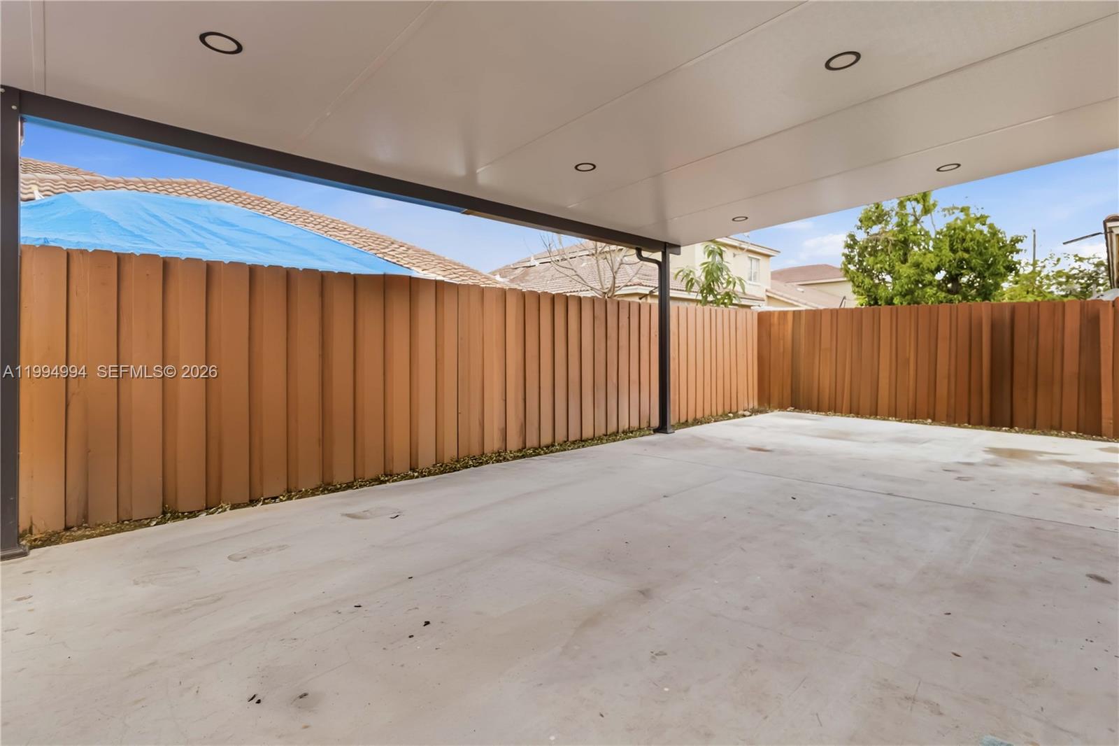 MOWRY VILLAS - Residential