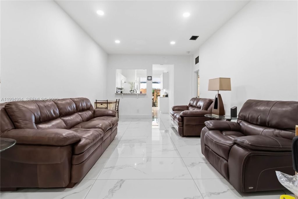 Photo of 64 SW 15th Ter, Homestead, FL 33030 (MLS # A11994994)