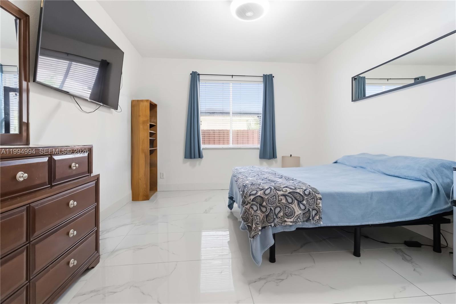 MOWRY VILLAS - Residential