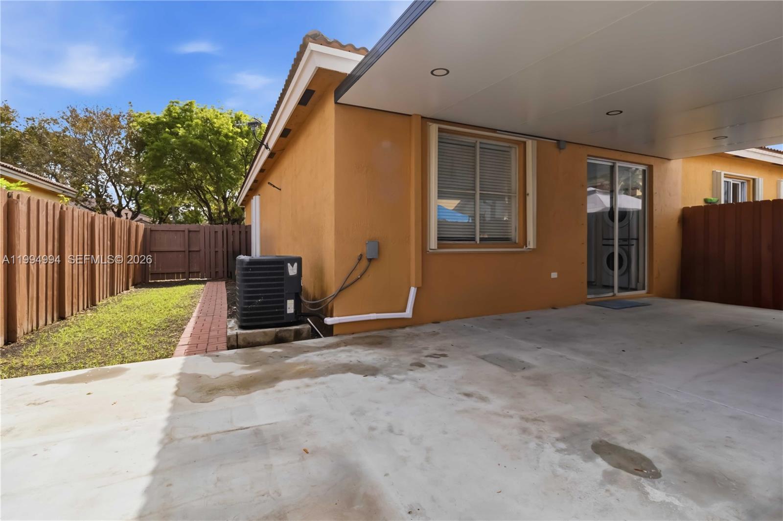 MOWRY VILLAS - Residential