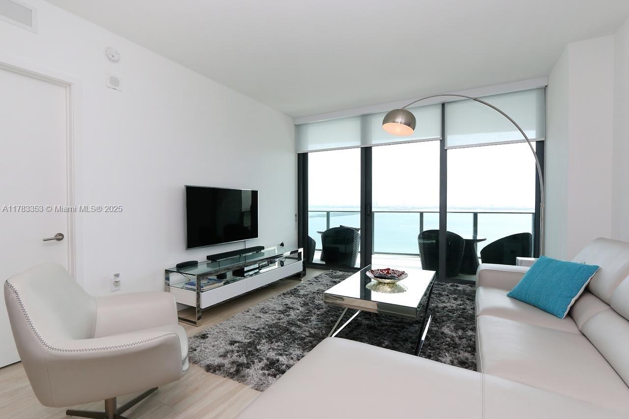 460 Ne 28th St 2305, Miami, Broward County, Florida - 2 Bedrooms  
2 Bathrooms - 
