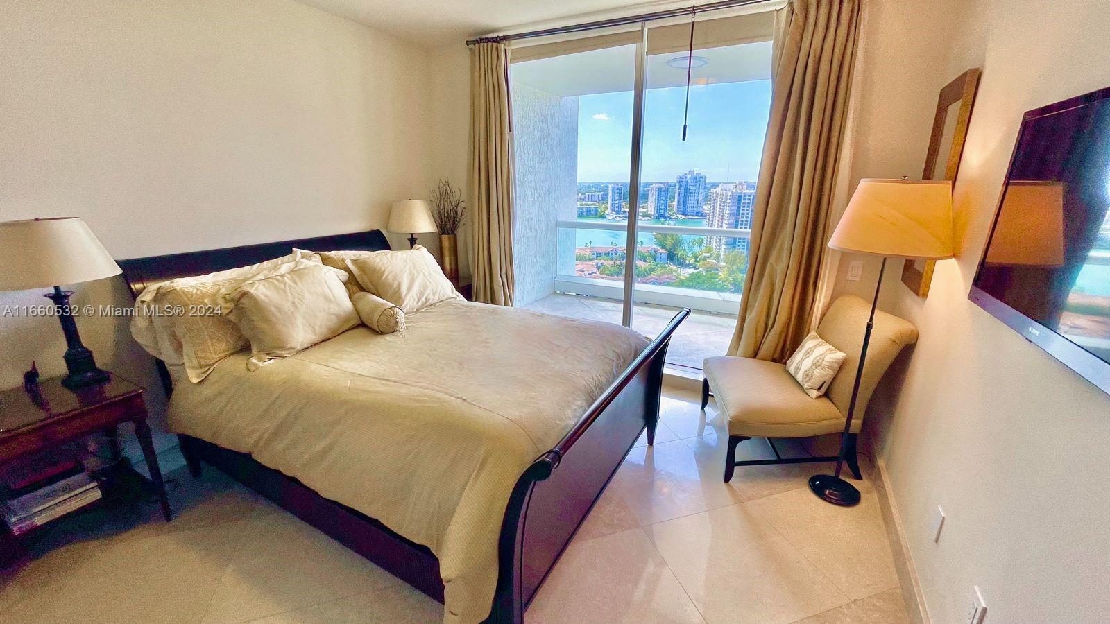 BELLAMARE @ WILLIAMS ISLA - Residential