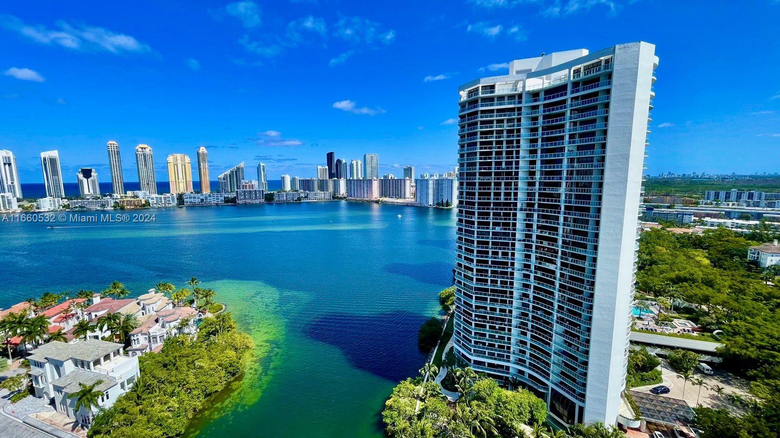 BELLAMARE @ WILLIAMS ISLA - Residential