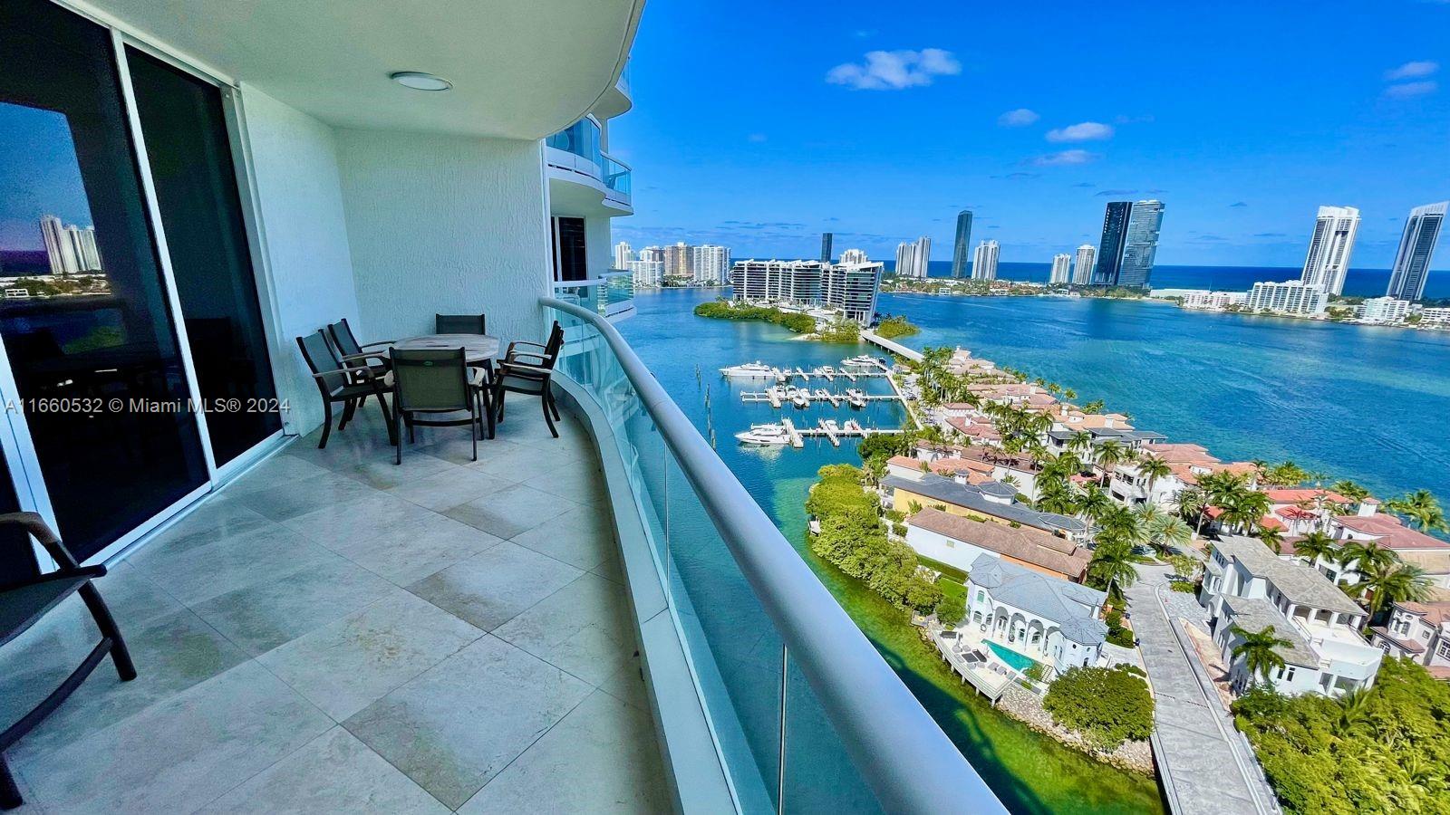 BELLAMARE @ WILLIAMS ISLA - Residential