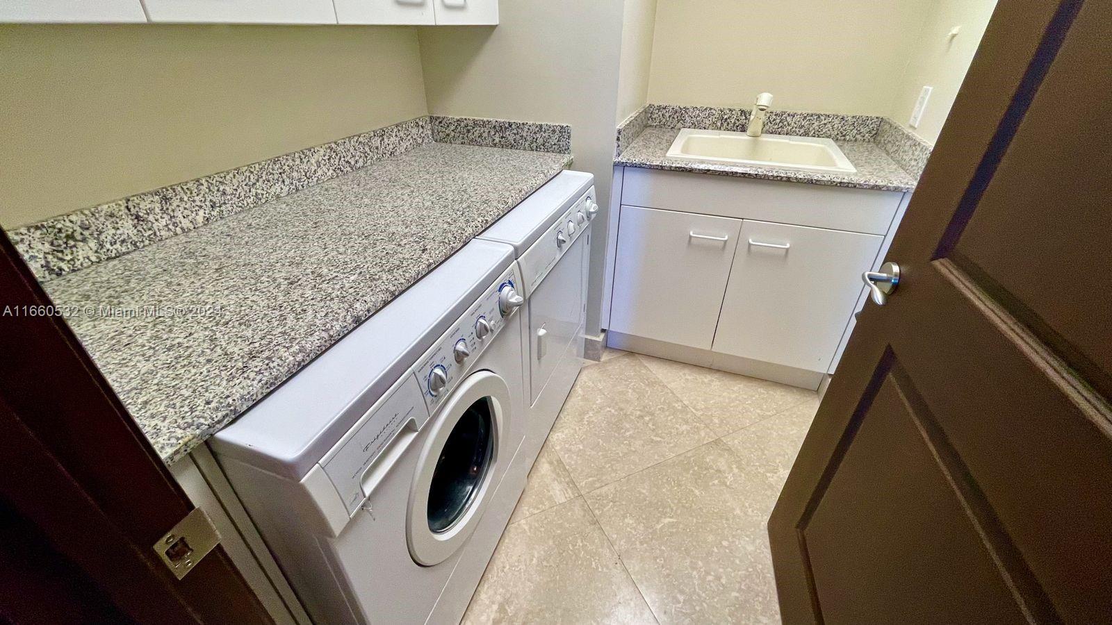 BELLAMARE @ WILLIAMS ISLA - Residential