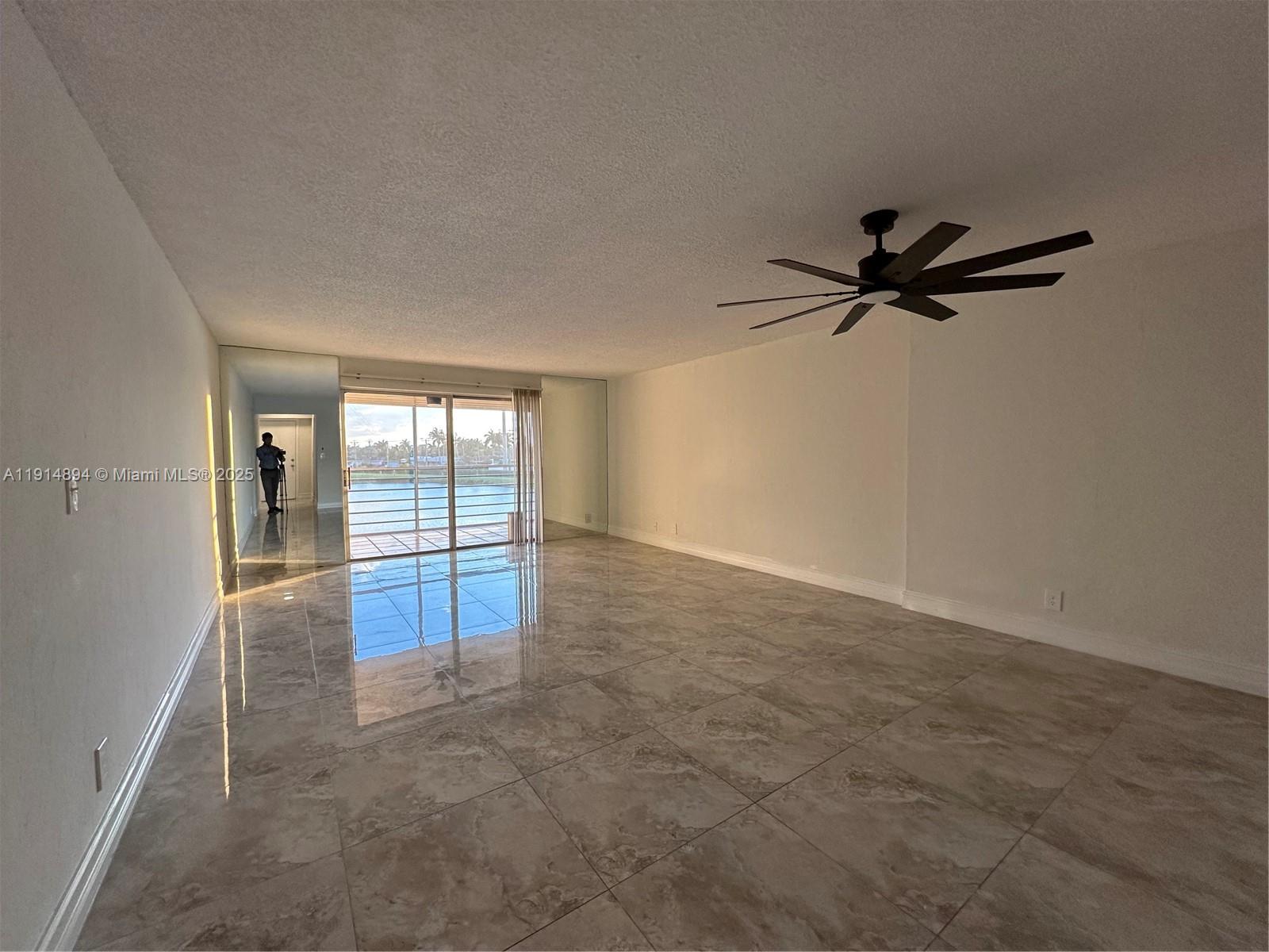 MEADOWBROOK LAKES VIEW CO - Residential Lease