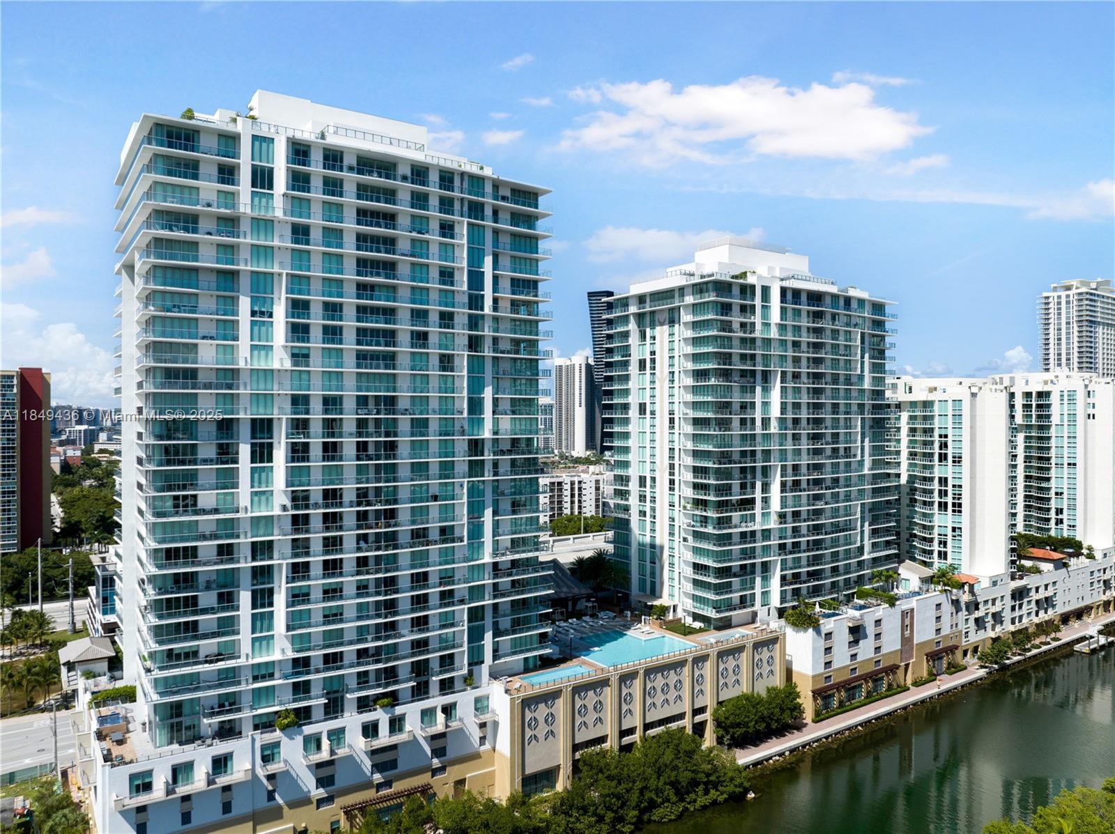 PARQUE TOWERS CONDO - Residential Lease