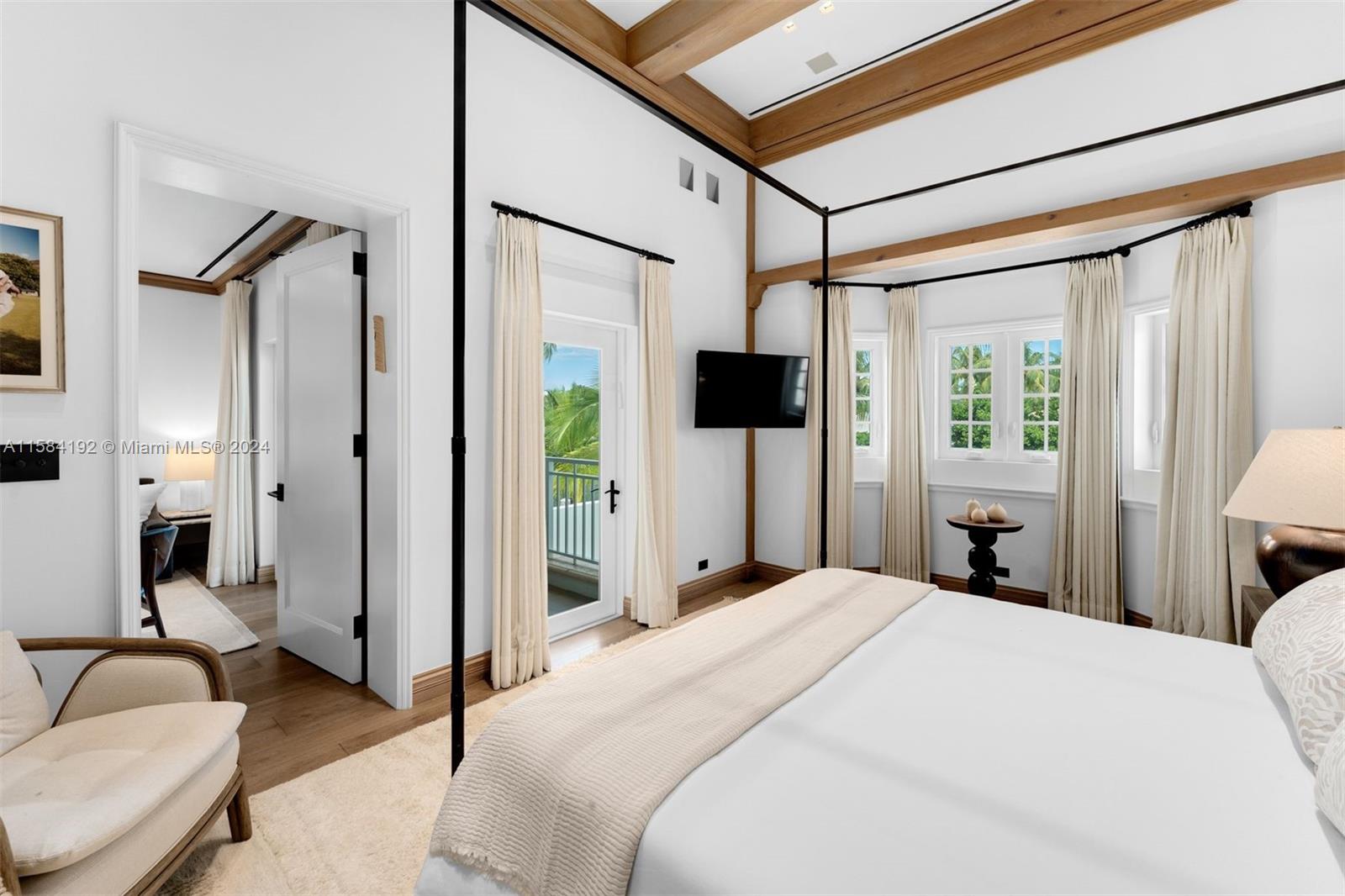 THS AT SUNSET HARBOUR CON - Residential