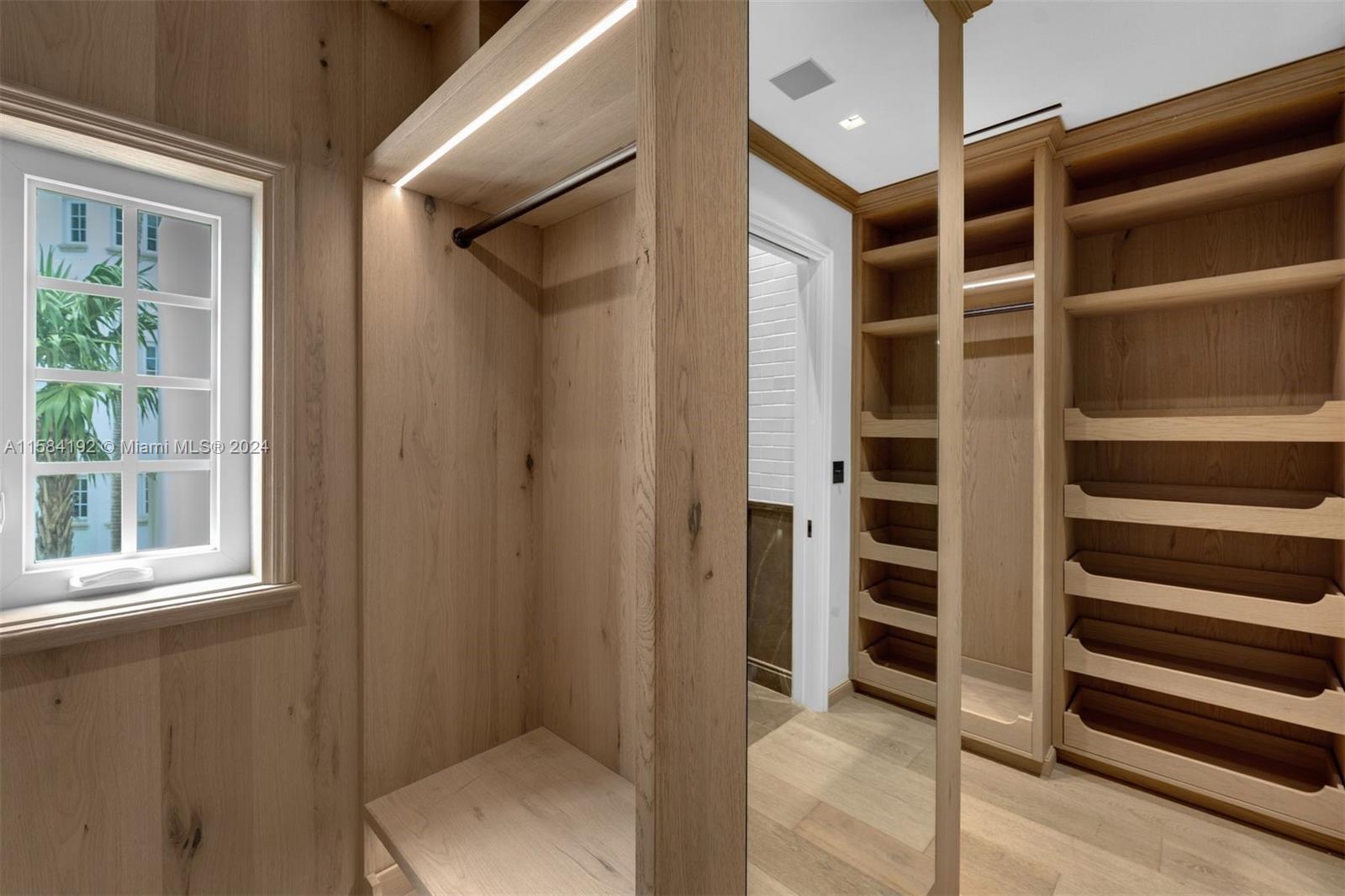 THS AT SUNSET HARBOUR CON - Residential