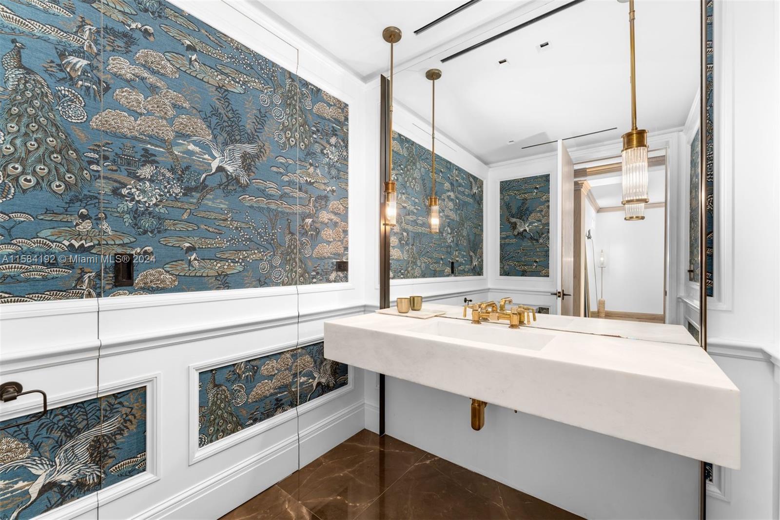 THS AT SUNSET HARBOUR CON - Residential