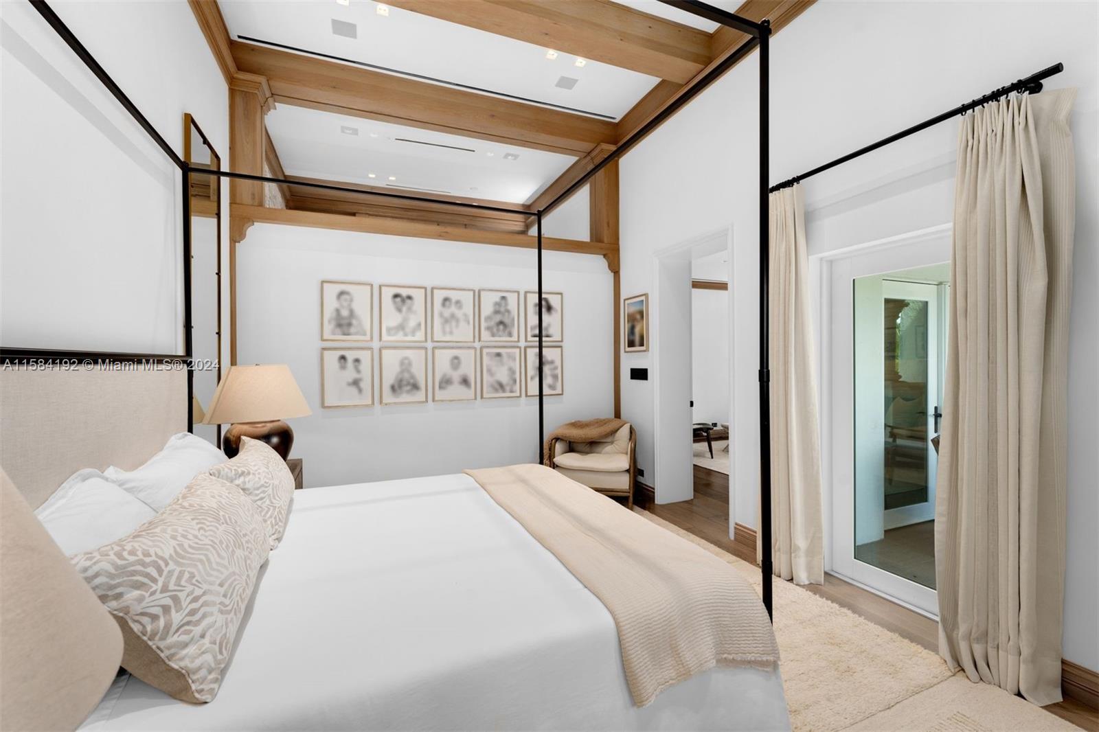 THS AT SUNSET HARBOUR CON - Residential