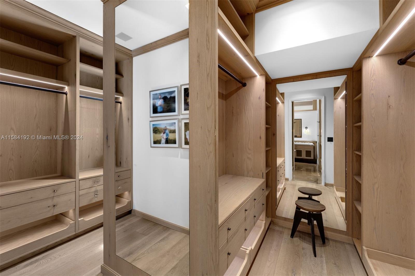 THS AT SUNSET HARBOUR CON - Residential