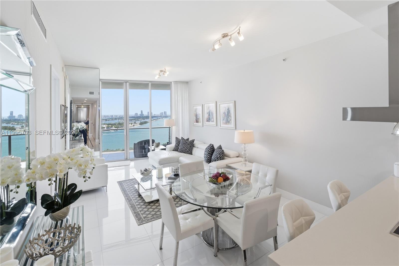 MARQUIS CONDO - Residential