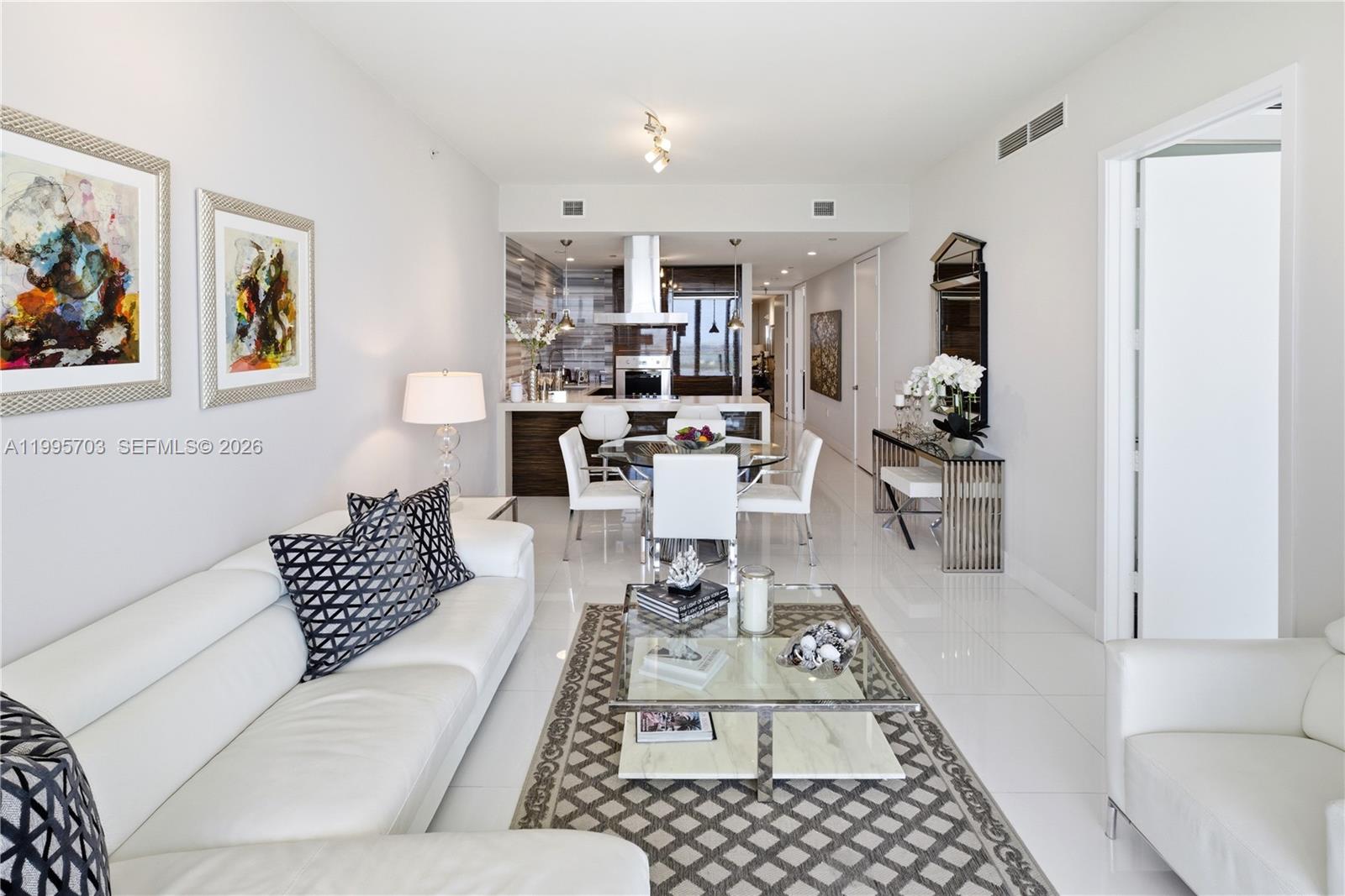 MARQUIS CONDO - Residential