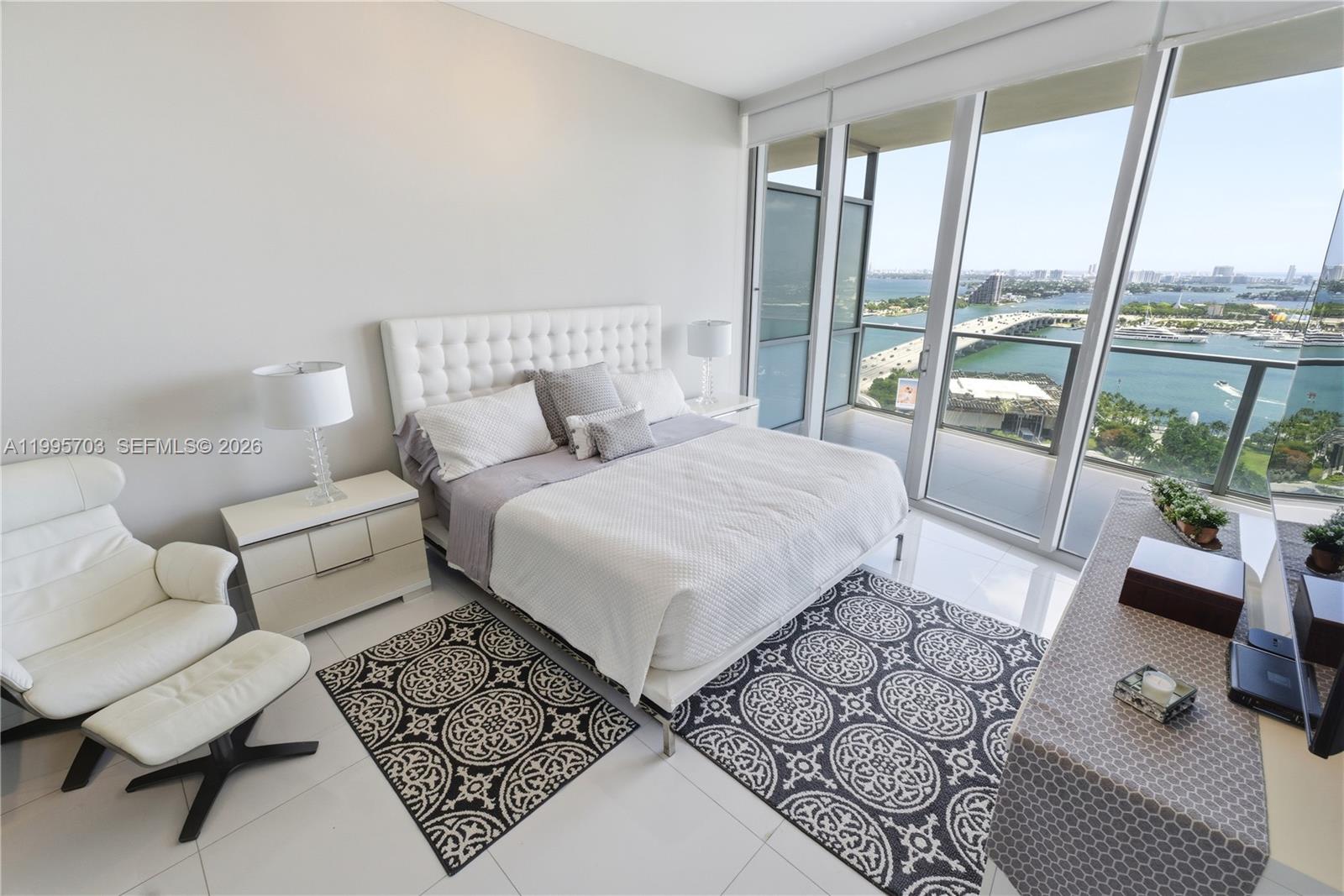 MARQUIS CONDO - Residential