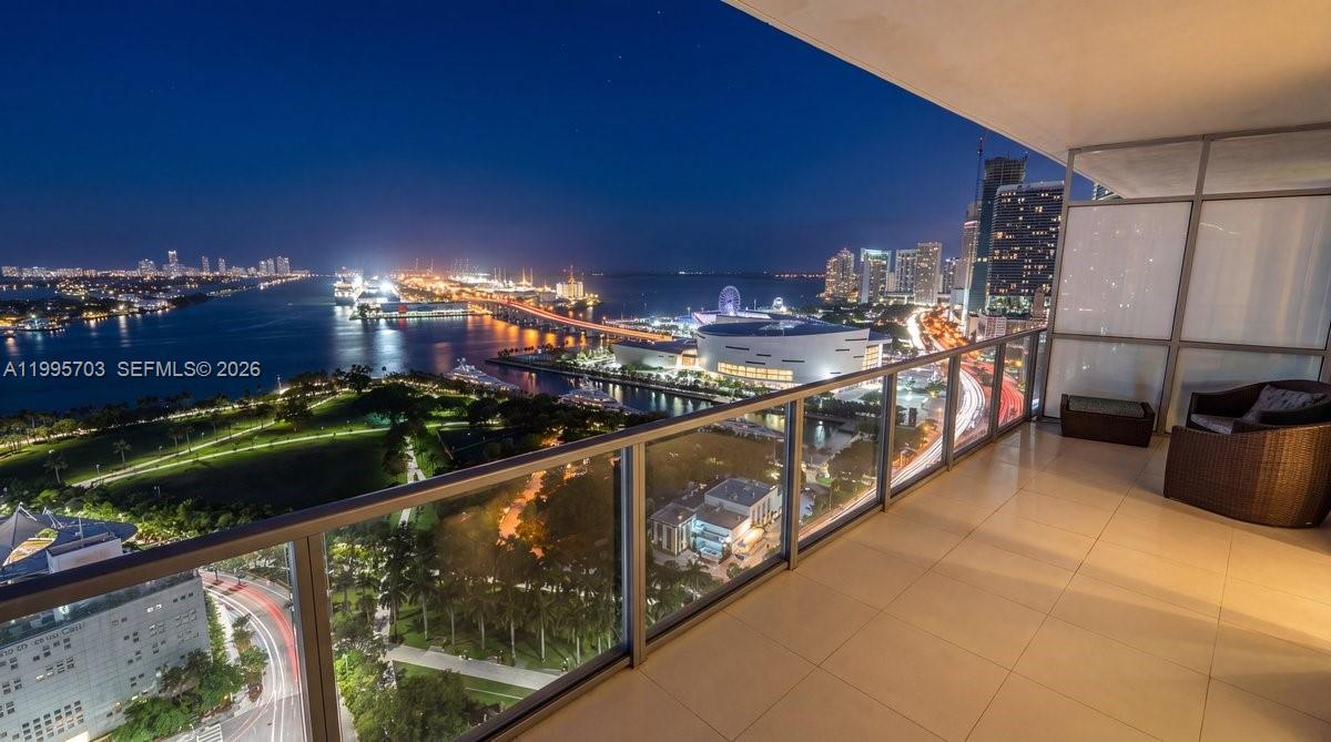 MARQUIS CONDO - Residential