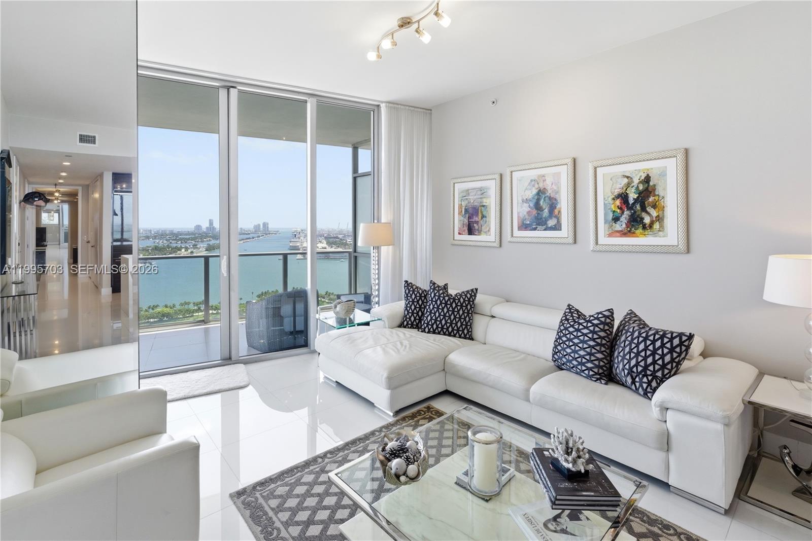 MARQUIS CONDO - Residential